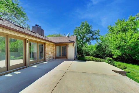 Tiny photo for 26955 N COUNTRYSIDE LAKE Drive, Mundelein, IL 60060 (MLS # 12729839)