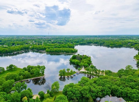 Tiny photo for 26955 N COUNTRYSIDE LAKE Drive, Mundelein, IL 60060 (MLS # 12729839)