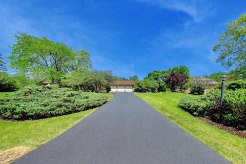 Tiny photo for 26955 N COUNTRYSIDE LAKE Drive, Mundelein, IL 60060 (MLS # 12729839)