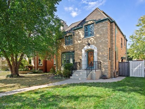 Photo of 1227 N East Avenue, Oak Park, IL 60302 (MLS # 12485055)