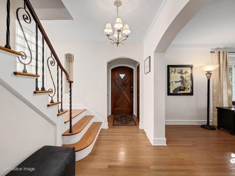 Tiny photo for 1227 N East Avenue, Oak Park, IL 60302 (MLS # 12485055)