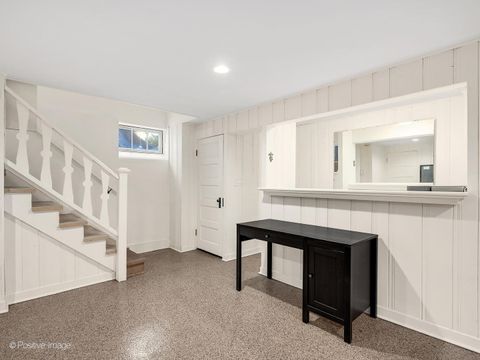 Tiny photo for 1227 N East Avenue, Oak Park, IL 60302 (MLS # 12485055)