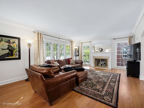 Tiny photo for 1227 N East Avenue, Oak Park, IL 60302 (MLS # 12485055)