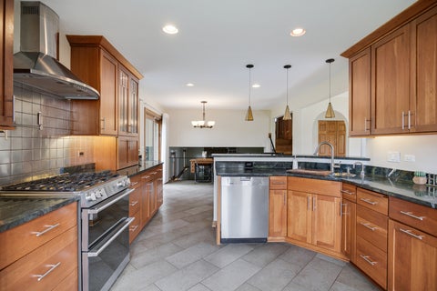 Tiny photo for 16W658 Therese Court, Willowbrook, IL 60527 (MLS # 12640780)