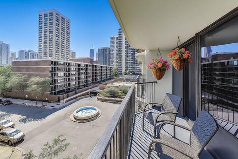 Tiny photo for 1560 N Sandburg Terrace #510, Chicago, IL 60610 (MLS # 12512415)