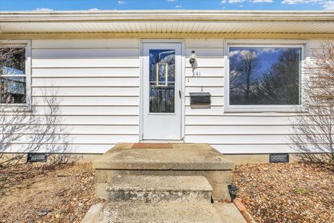 Tiny photo for 341 W Spruce Street, Paxton, IL 60957 (MLS # 12592009)