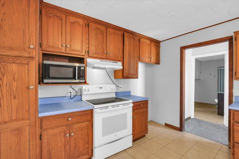 Tiny photo for 341 W Spruce Street, Paxton, IL 60957 (MLS # 12592009)