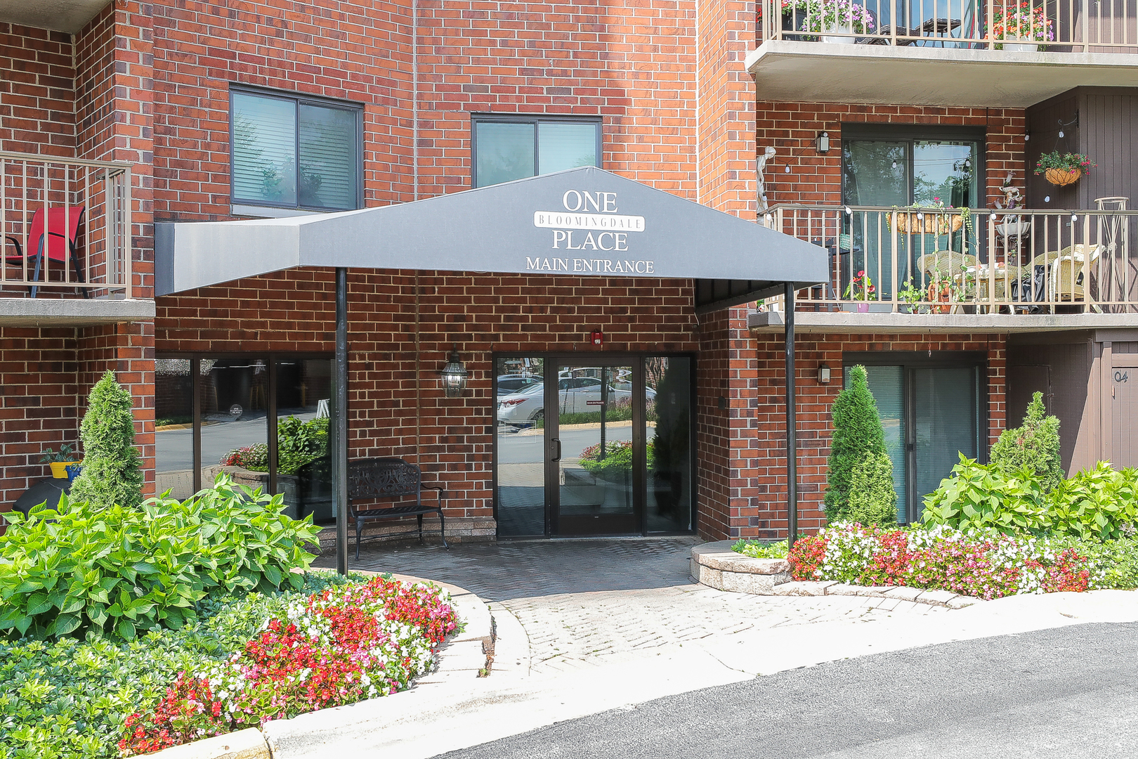 1 Bloomingdale Place 301