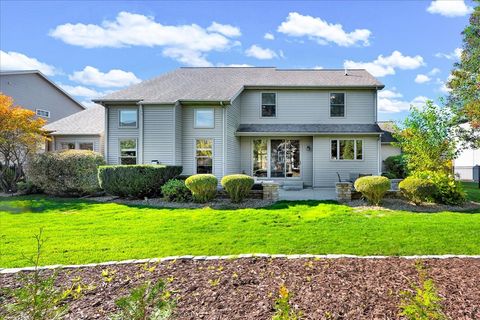 Tiny photo for 2803 Luke Road, Bloomington, IL 61704 (MLS # 12485570)