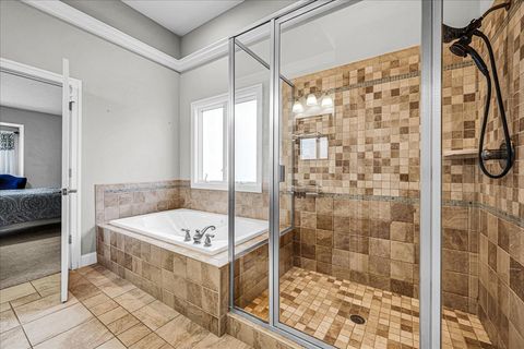 Tiny photo for 2803 Luke Road, Bloomington, IL 61704 (MLS # 12485570)