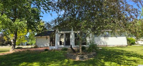 Tiny photo for 508 N Fayette, Carthage, IL 62321 (MLS # 12317111)