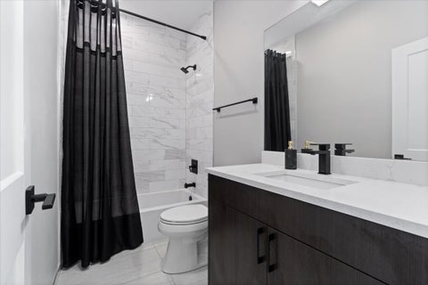Tiny photo for 4442 S Drexel Boulevard #G, Chicago, IL 60653 (MLS # 12694375)