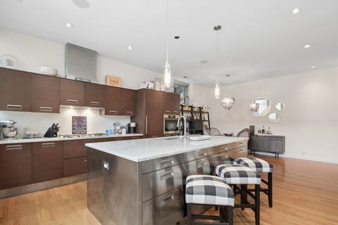 Tiny photo for 1721 N Sheffield Avenue #101, Chicago, IL 60614 (MLS # 12712490)