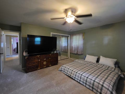 Tiny photo for 605 E Maple Avenue, Mundelein, IL 60060 (MLS # 12735196)
