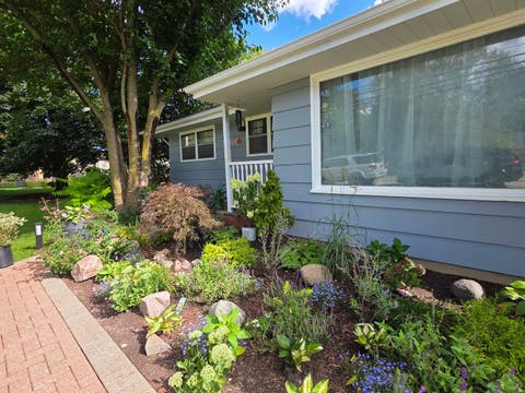 Tiny photo for 605 E Maple Avenue, Mundelein, IL 60060 (MLS # 12735196)