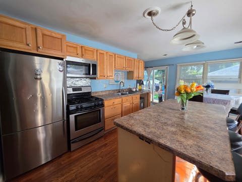 Tiny photo for 605 E Maple Avenue, Mundelein, IL 60060 (MLS # 12735196)