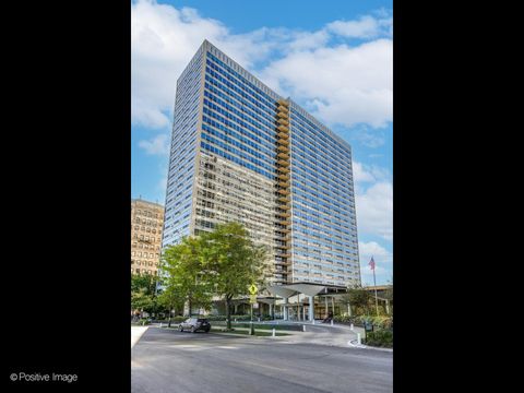 Photo of 3550 N LAKE SHORE Drive #2403, Chicago, IL 60657 (MLS # 12588791)