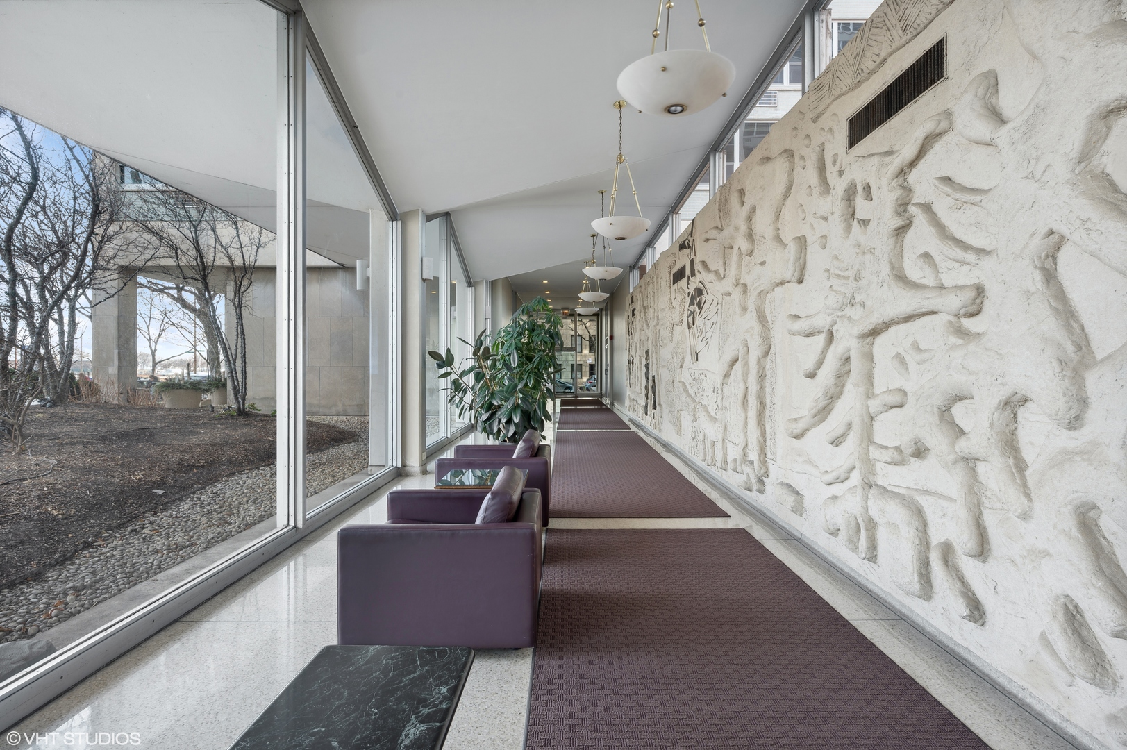 3550 N LAKE SHORE Drive 2403