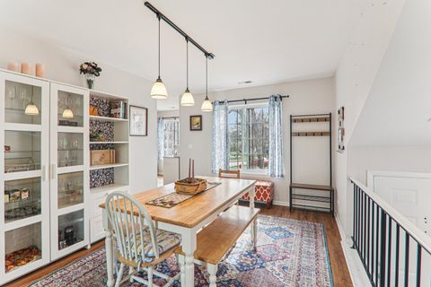 Tiny photo for 974 Westchester Circle, Schaumburg, IL 60193 (MLS # 12608179)