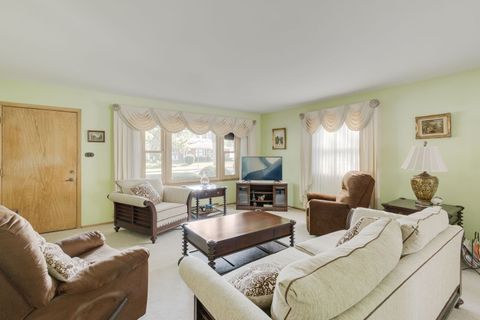 Tiny photo for 2306 Kingfisher Lane, Rolling Meadows, IL 60008 (MLS # 12476118)