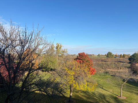 Tiny photo for 2000 Chestnut Avenue #407, Glenview, IL 60025 (MLS # 12529282)