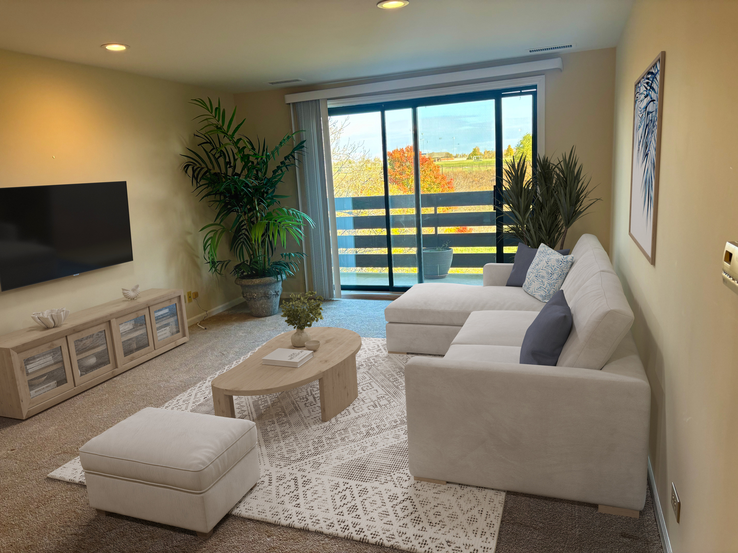 2000 Chestnut Avenue 407