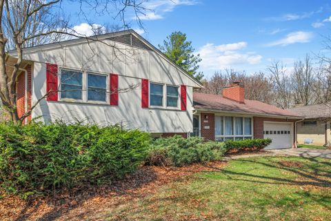 Tiny photo for 2107 S Zuppke Drive, Urbana, IL 61801 (MLS # 12593262)