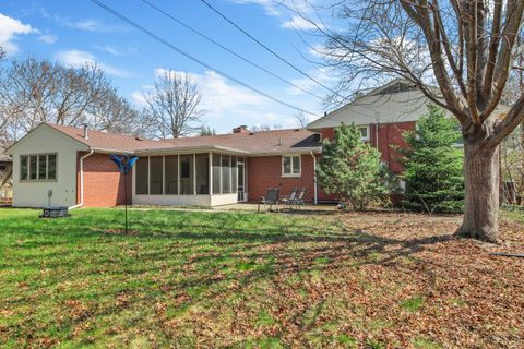 Tiny photo for 2107 S Zuppke Drive, Urbana, IL 61801 (MLS # 12593262)