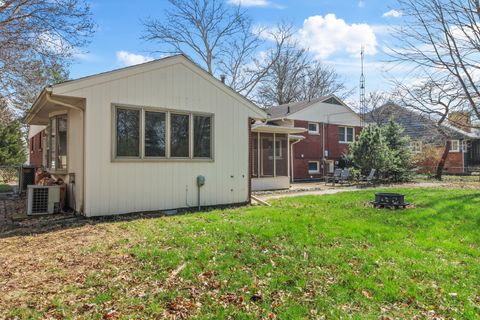 Tiny photo for 2107 S Zuppke Drive, Urbana, IL 61801 (MLS # 12593262)