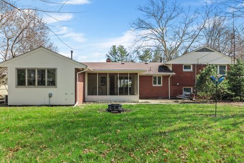 Tiny photo for 2107 S Zuppke Drive, Urbana, IL 61801 (MLS # 12593262)