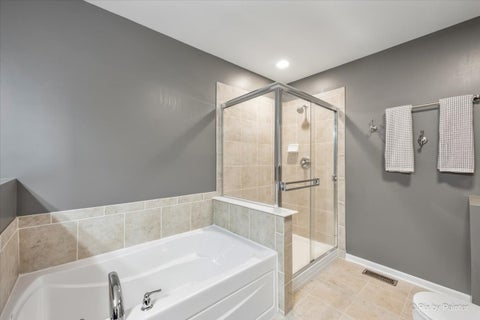 Tiny photo for 234 Bennett Drive, Carol Stream, IL 60188 (MLS # 12769418)