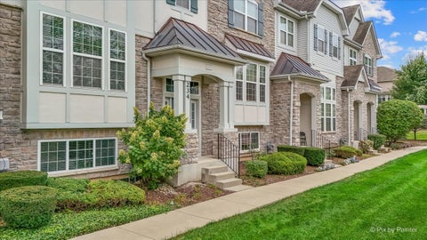 Photo of 234 Bennett Drive, Carol Stream, IL 60188 (MLS # 12769418)