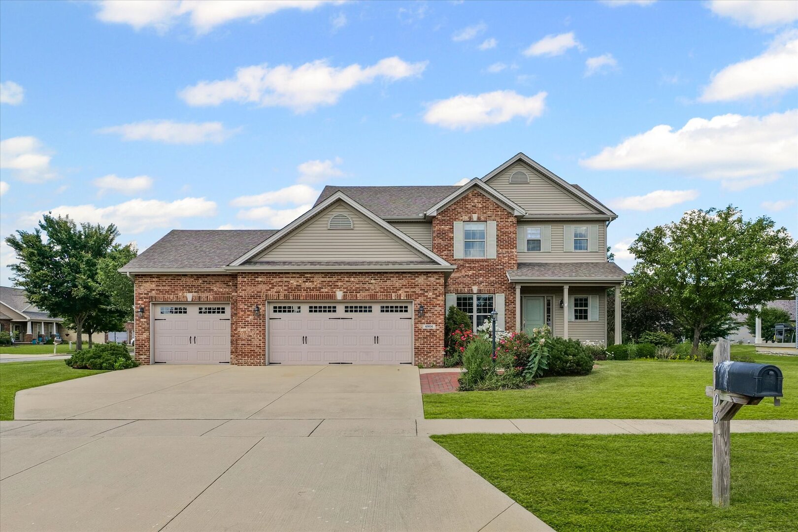 4906 Watermark Drive