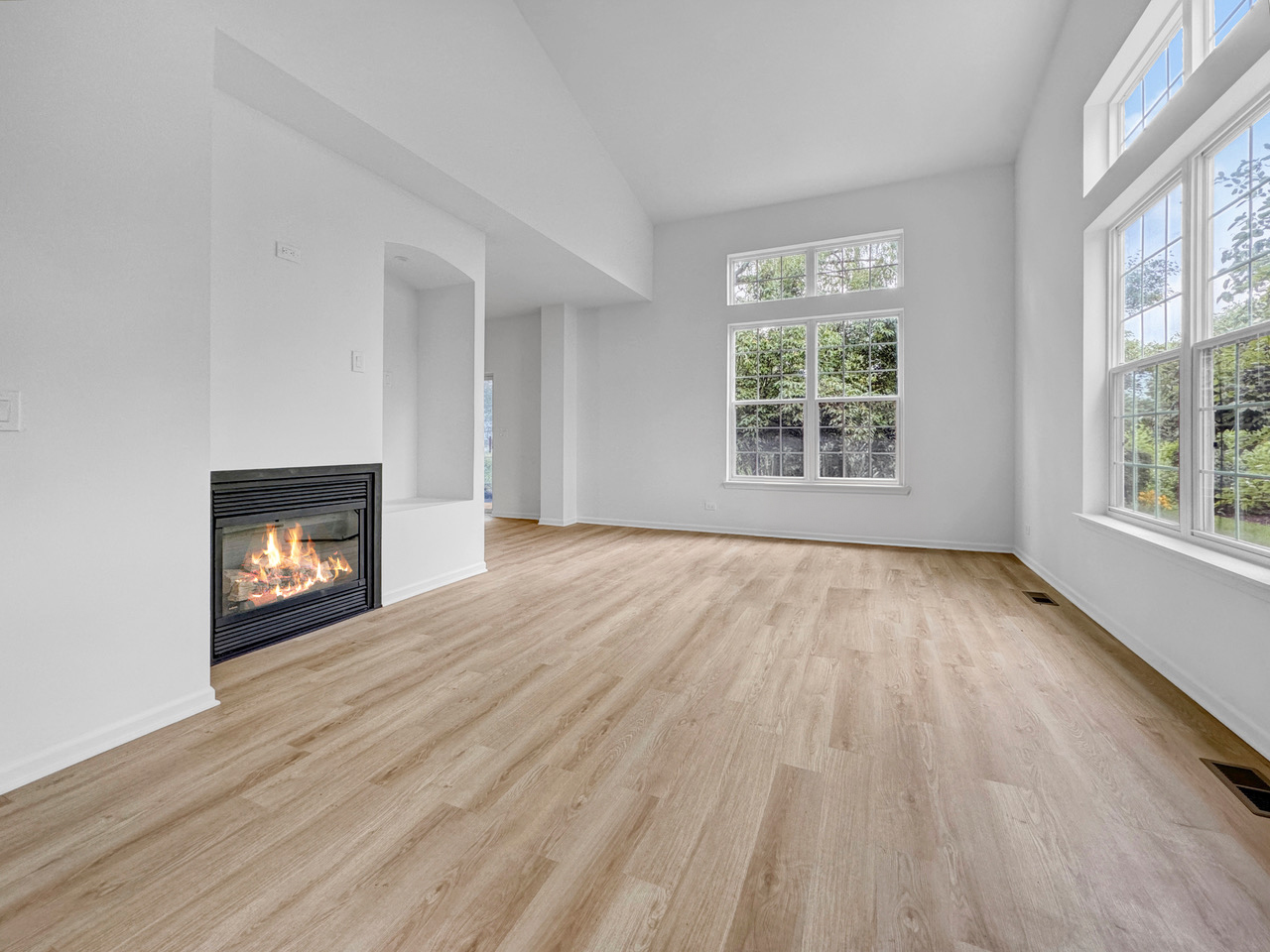 1089 Ellsworth Drive