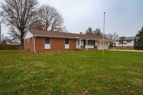 A home in Minier