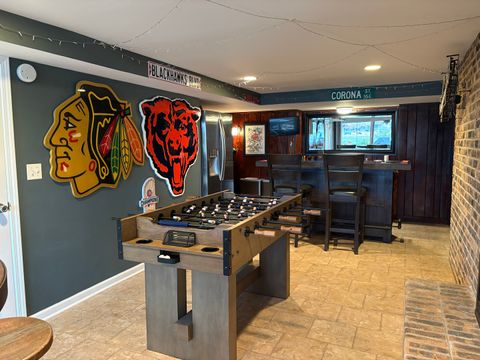 Tiny photo for 2830 S Briarwood Drive, Arlington Heights, IL 60005 (MLS # 12524098)