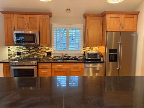 Tiny photo for 2830 S Briarwood Drive, Arlington Heights, IL 60005 (MLS # 12524098)