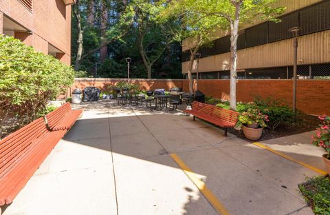 Tiny photo for 901 S Plymouth Court #1401, Chicago, IL 60605 (MLS # 12466442)