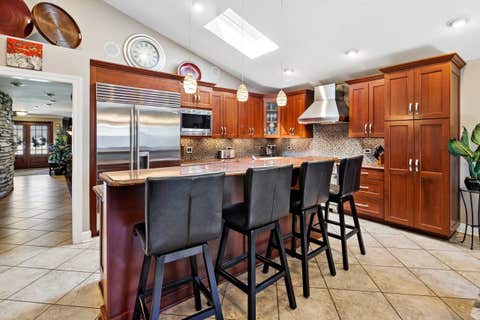 Tiny photo for 6833 N Concord Lane, Niles, IL 60714 (MLS # 12680136)