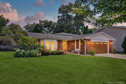 Tiny photo for 6833 N Concord Lane, Niles, IL 60714 (MLS # 12680136)