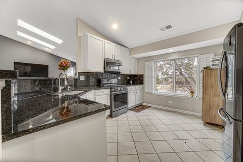 Tiny photo for 2470 PALAZZO Court, Buffalo Grove, IL 60089 (MLS # 12564176)