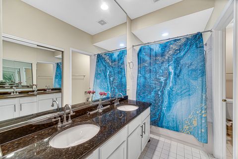 Tiny photo for 2470 PALAZZO Court, Buffalo Grove, IL 60089 (MLS # 12564176)