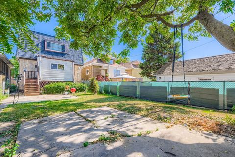 Tiny photo for 3124 N 76th Avenue, Elmwood Park, IL 60707 (MLS # 12504449)
