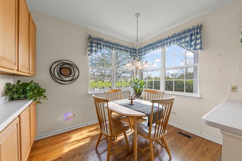 Tiny photo for 31301 Kline Circle, Warrenville, IL 60555 (MLS # 12624117)