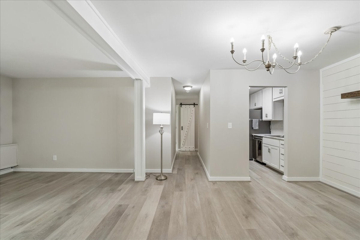 578 Somerset Lane 1