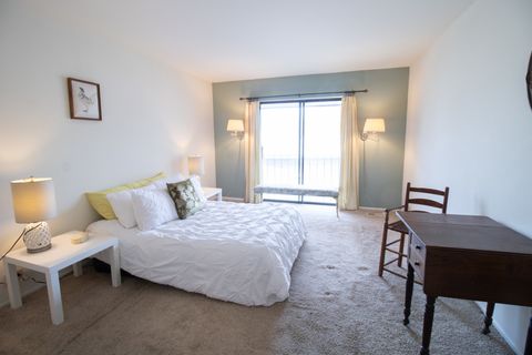 Tiny photo for 1706 Northfield Square #D, Northfield, IL 60093 (MLS # 12600183)