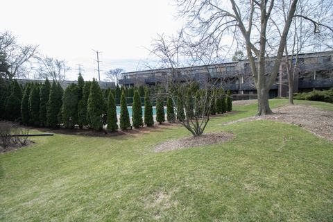 Tiny photo for 1706 Northfield Square #D, Northfield, IL 60093 (MLS # 12600183)