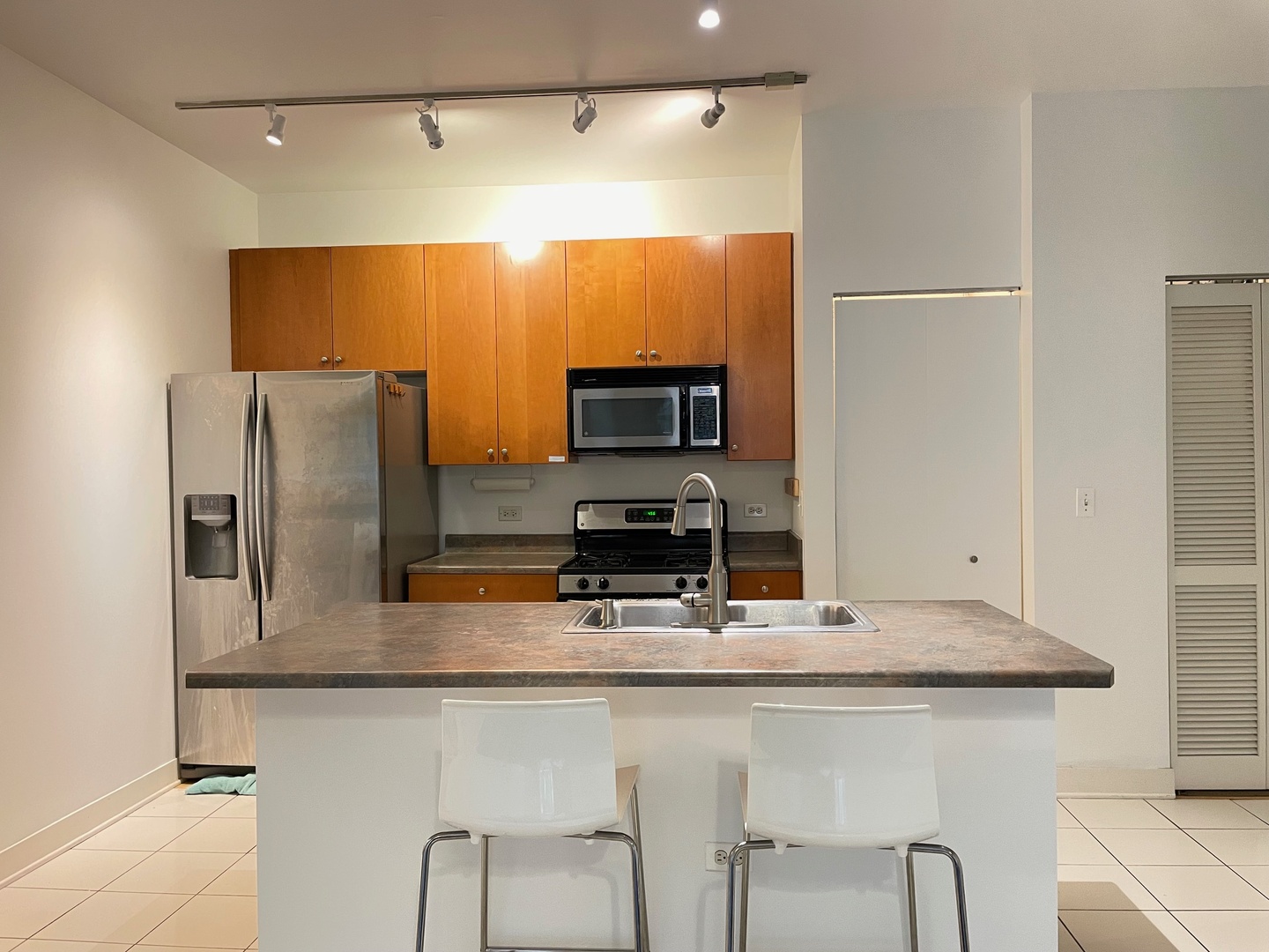765 W 15TH Street 210