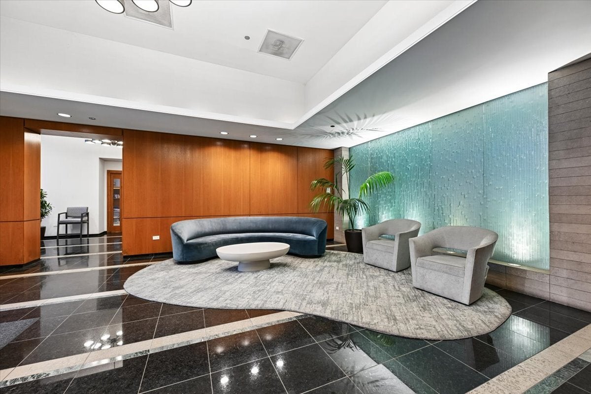 420 E Waterside Drive 3002