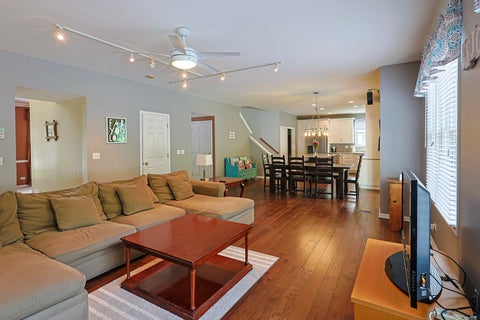 Tiny photo for 5686 Angouleme Lane, Hoffman Estates, IL 60192 (MLS # 12697890)